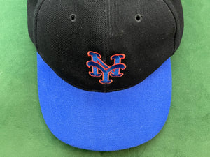 Vintage 1990s New York Mets MLB Baseball National League Green Underbrim Black and Blue Snapback Hat (adjustable)