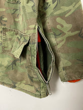 Vintage 1980s Camouflage Zip Up Orange Lined Corduroy Collar Cargo Workwear Hunting Jacket (size adult Large)