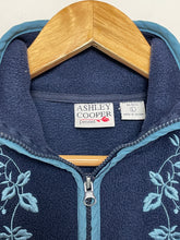 Vintage 1990s Embroidered Floral Design Zip Up Blue Fleece Jacket (fits adult Small)