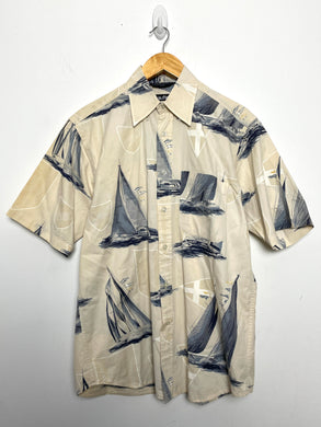 Vintage 1990s Nautica Sailing All Over Print Sail Boat Graphic Button Up Short Sleeve Pocket Shirt (fits adult Medium)
